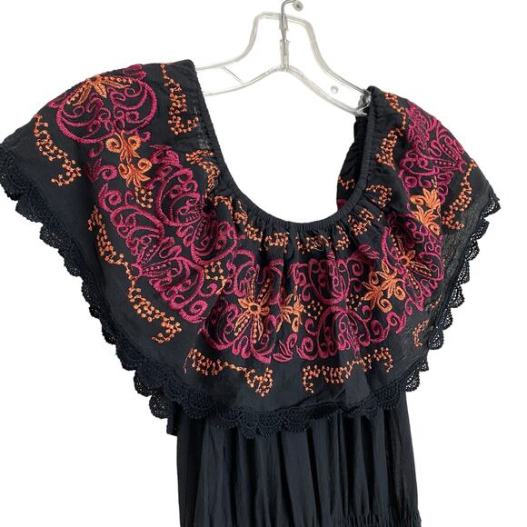Nightcap Black Off Shoulder Maxi Dress Embroidered Size 1 = XS Bohemian,Coquette - Picture 3 of 6